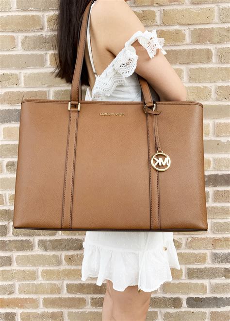 michael kors bag for laptop.